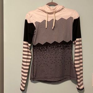 Nike sweatshirt with matching leggings.